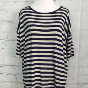 NWT Lularoe Irma Short Sleeve Top Blouse Shirt